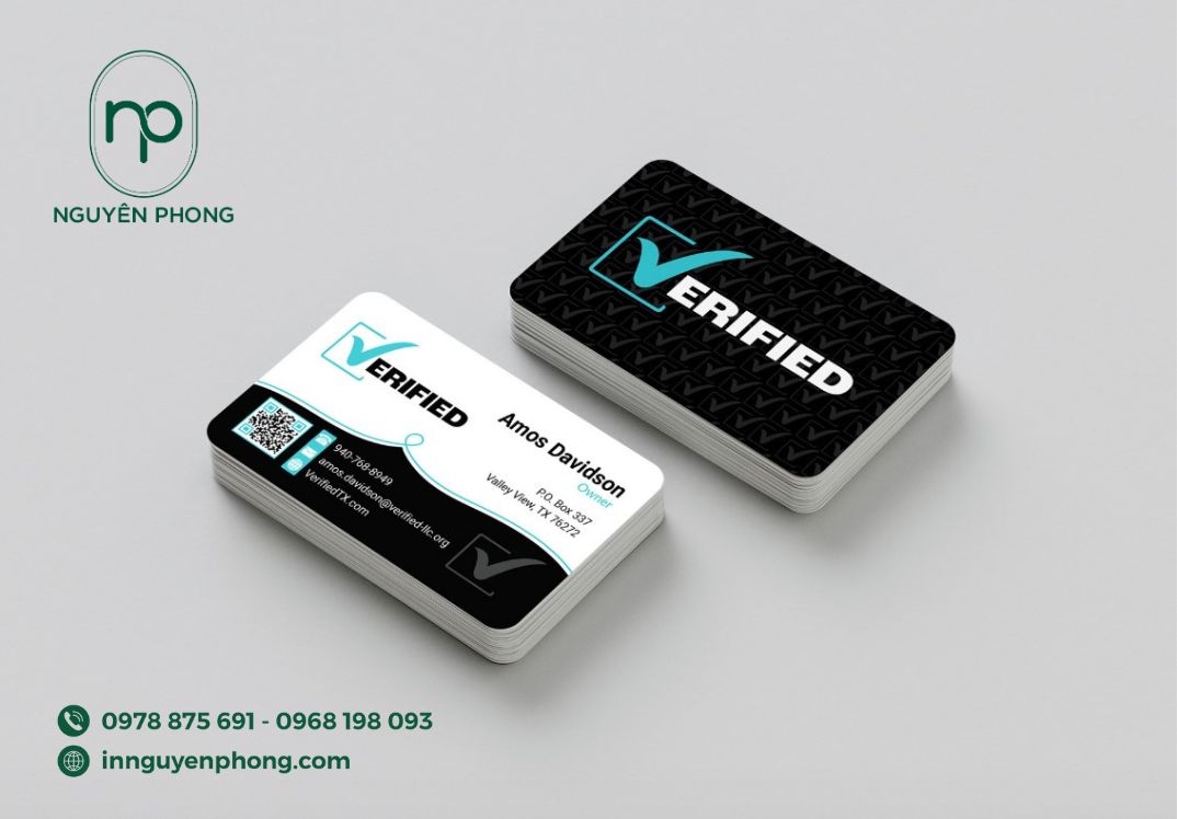 mau-card-bo-goc-tieu-chuan 